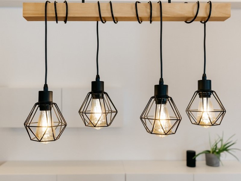 Retro rasvjeta u mnogim oblicima